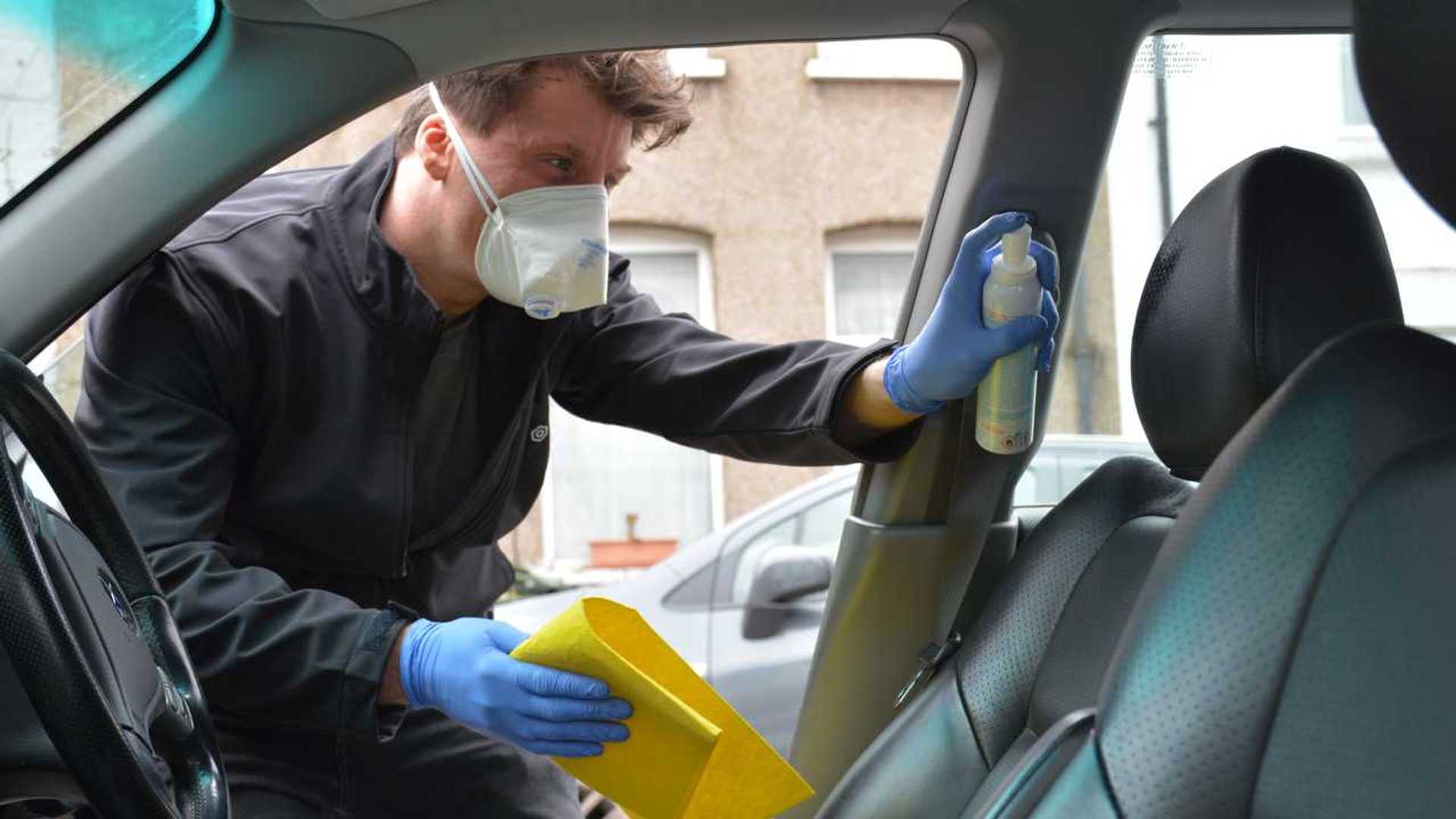 Cómo desinfectar tu coche por dentro para dejarlo libre de virus