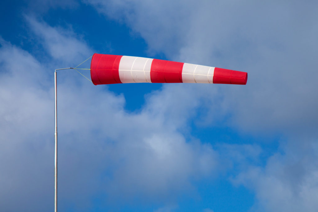 Consejos para conducir con viento fuerte