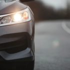 Cómo cambiar luces halógenas por LED en tu coche