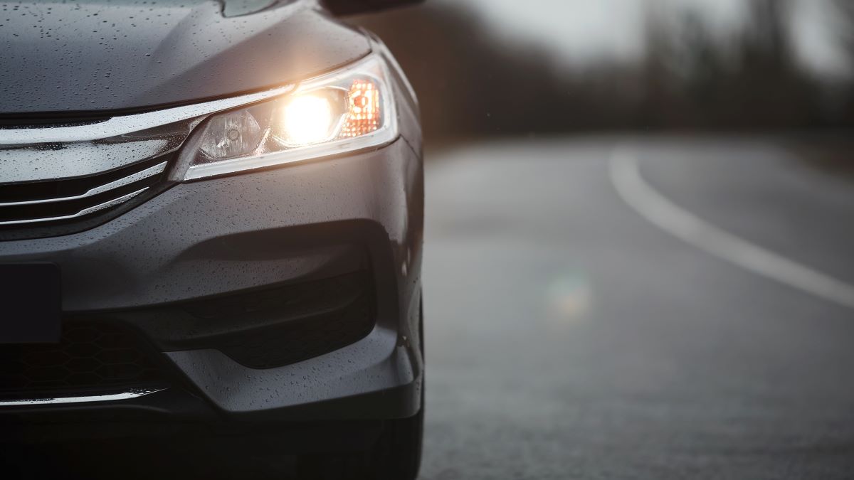Cuándo es legal montar luces LED en tu coche