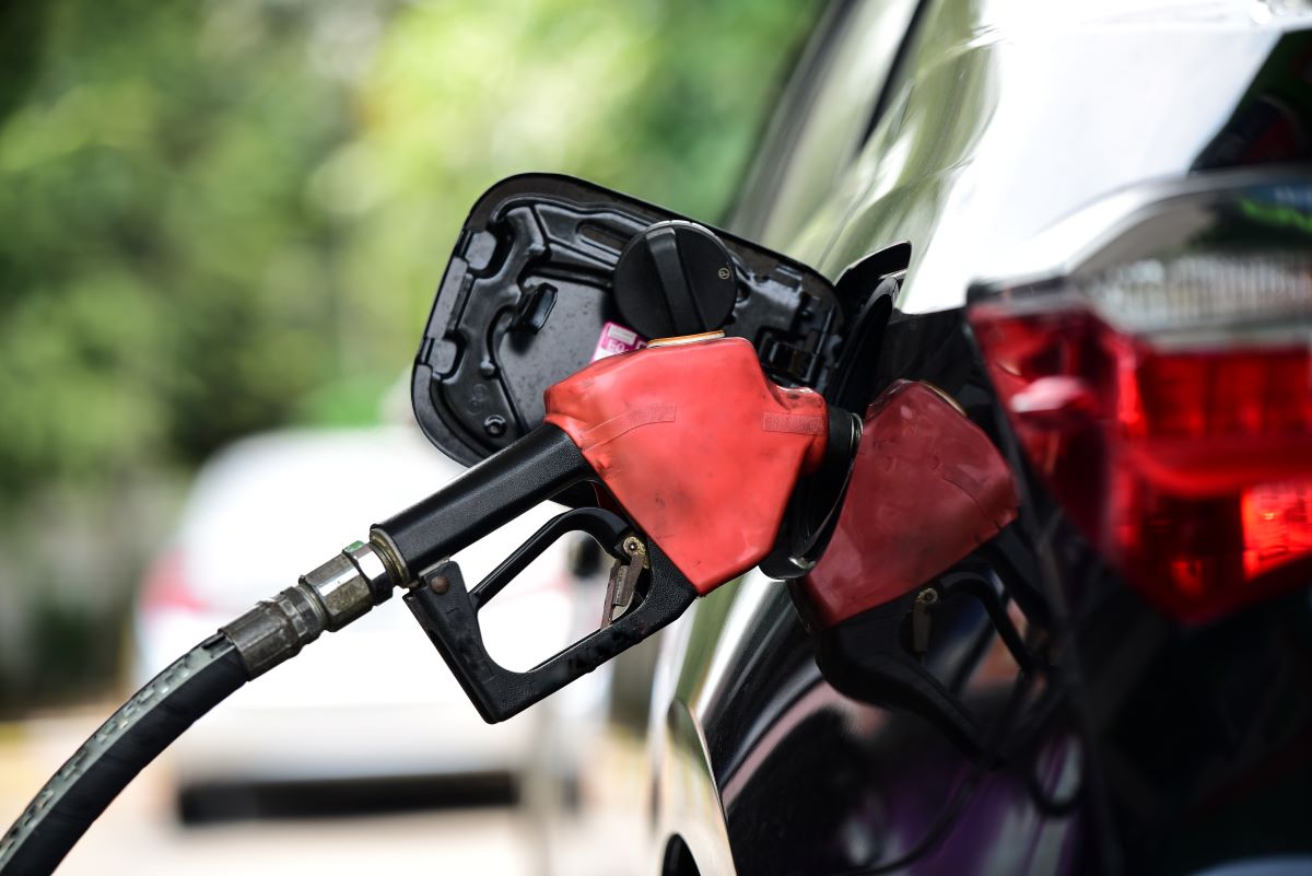 ¿Es malo usar la gasolina low-cost?
