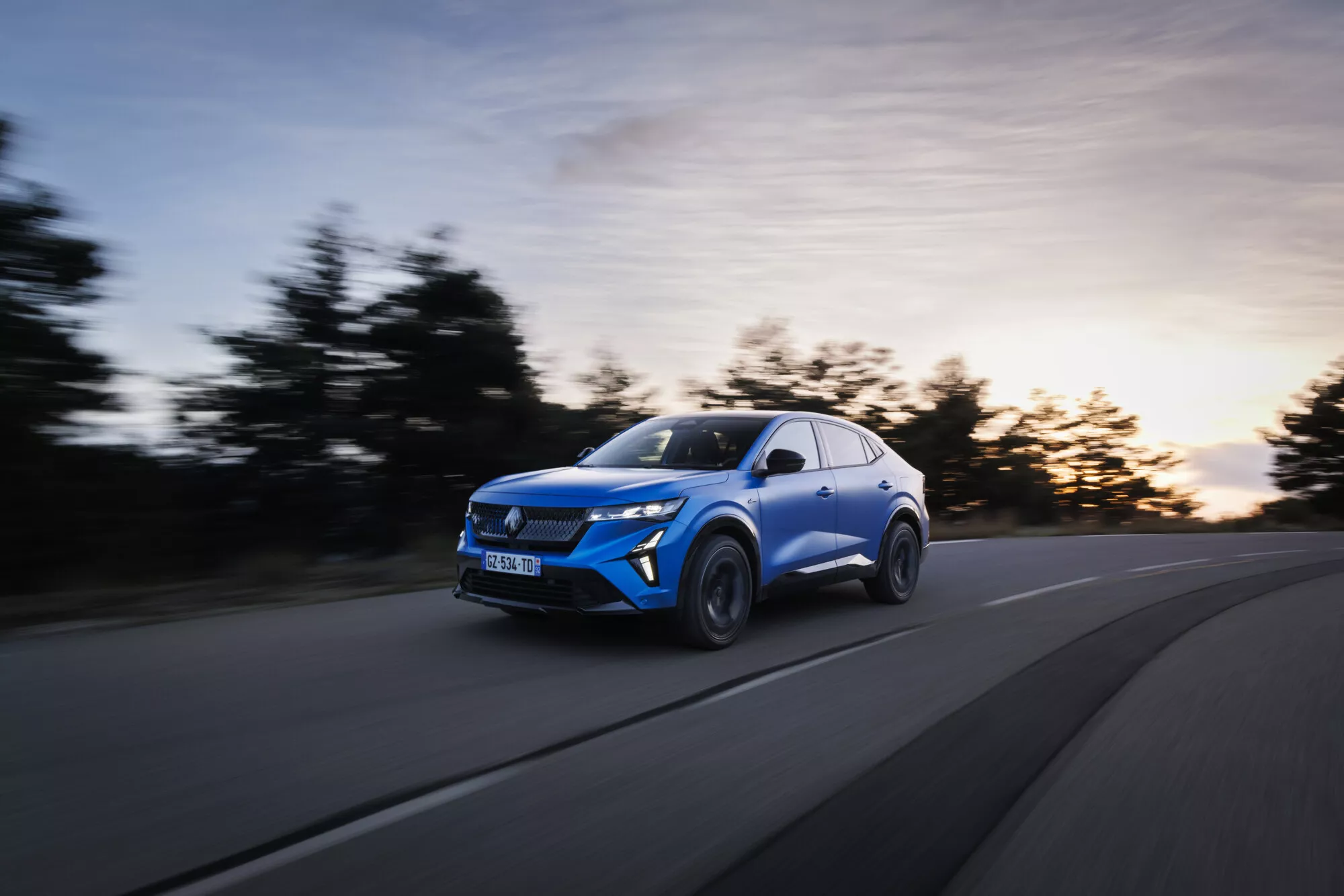 Ventajas de los coches híbridos: ahorra en tu consumo