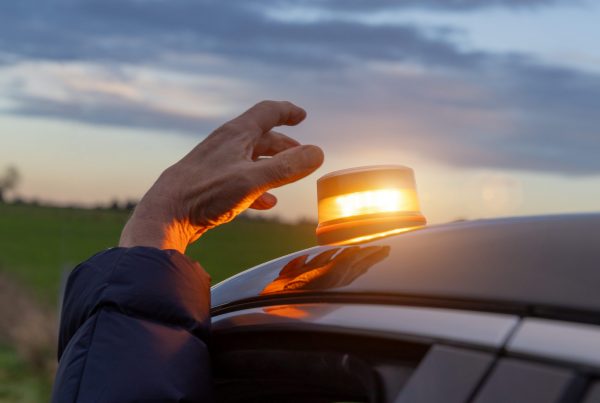 Baliza V16 homologada qué es, normativa y cómo funciona