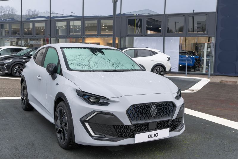 renault clio 2026